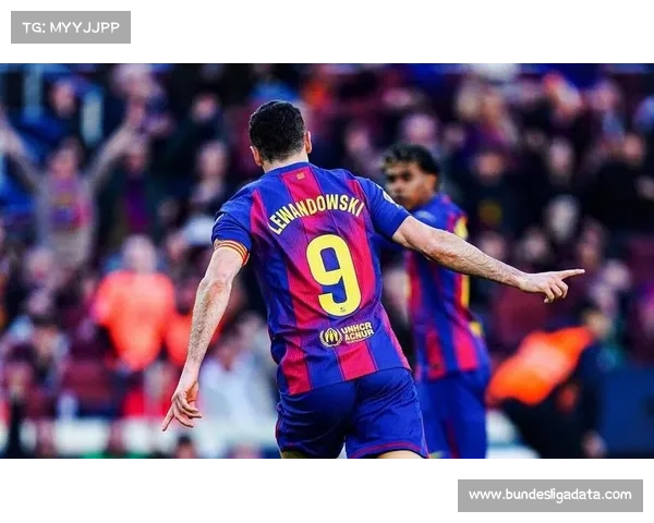 巴萨3-0完胜马略卡巩固榜首,亚马尔赛季过人破百创五大联赛纪录